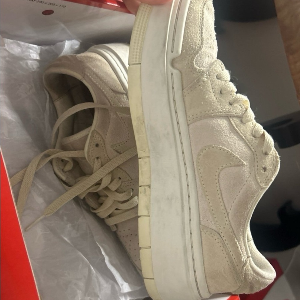 Nike Women's Sneakers - Cream and White